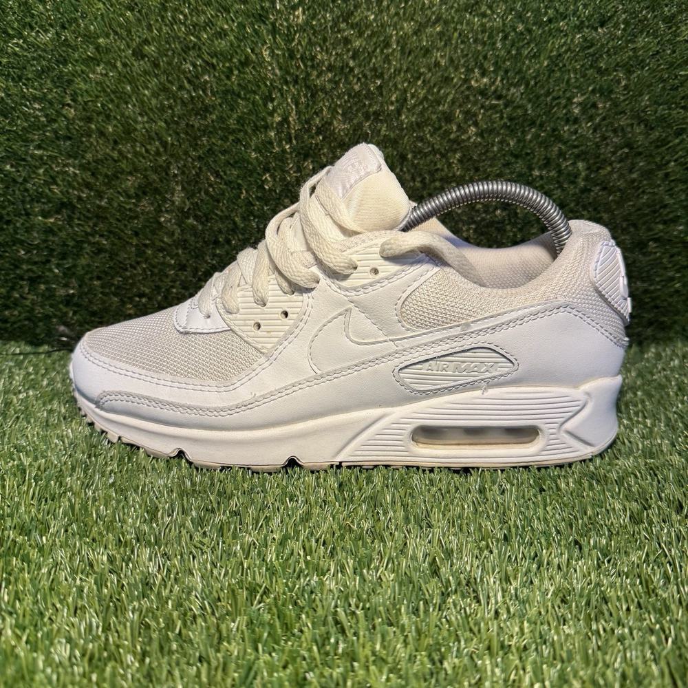 Size 9 - Nike Air Max 90 White W